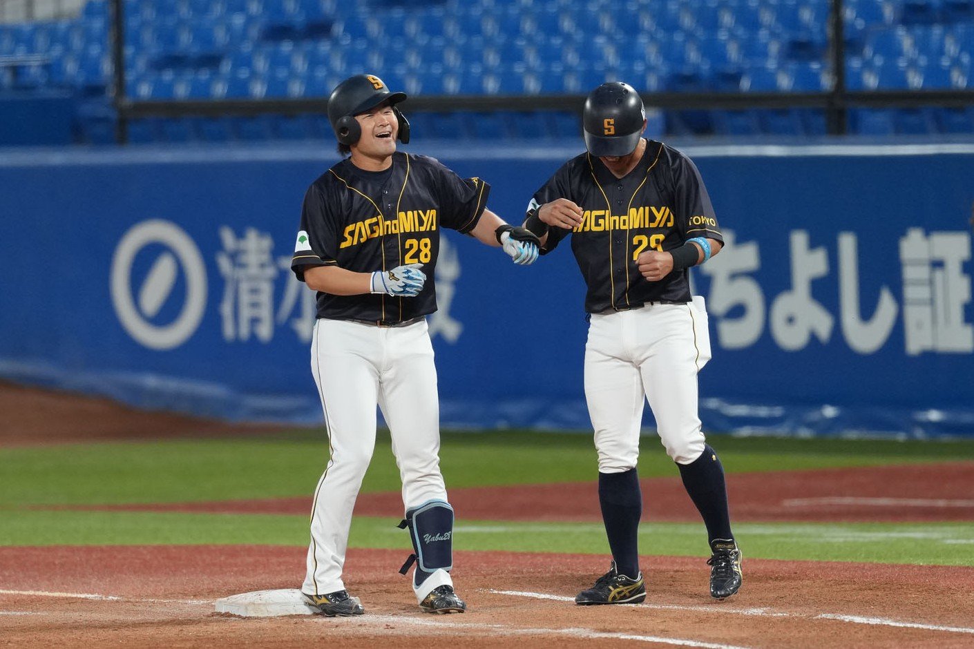 レフトへのタイムリーを放った薮井選手